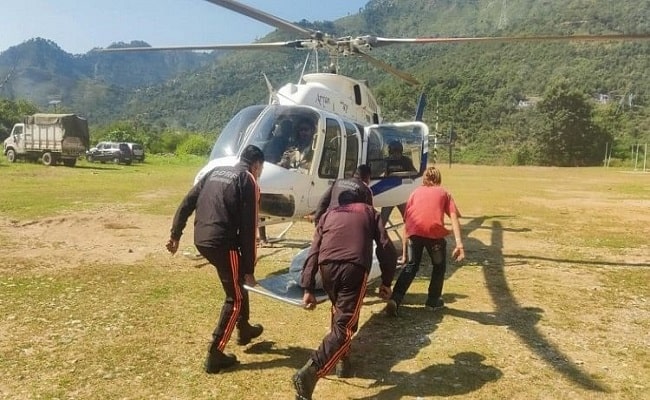 केदारनाथ में यूकाडा के वित्त नियंत्रक की हेलीकॉप्टर की चपेट में आने से मौत